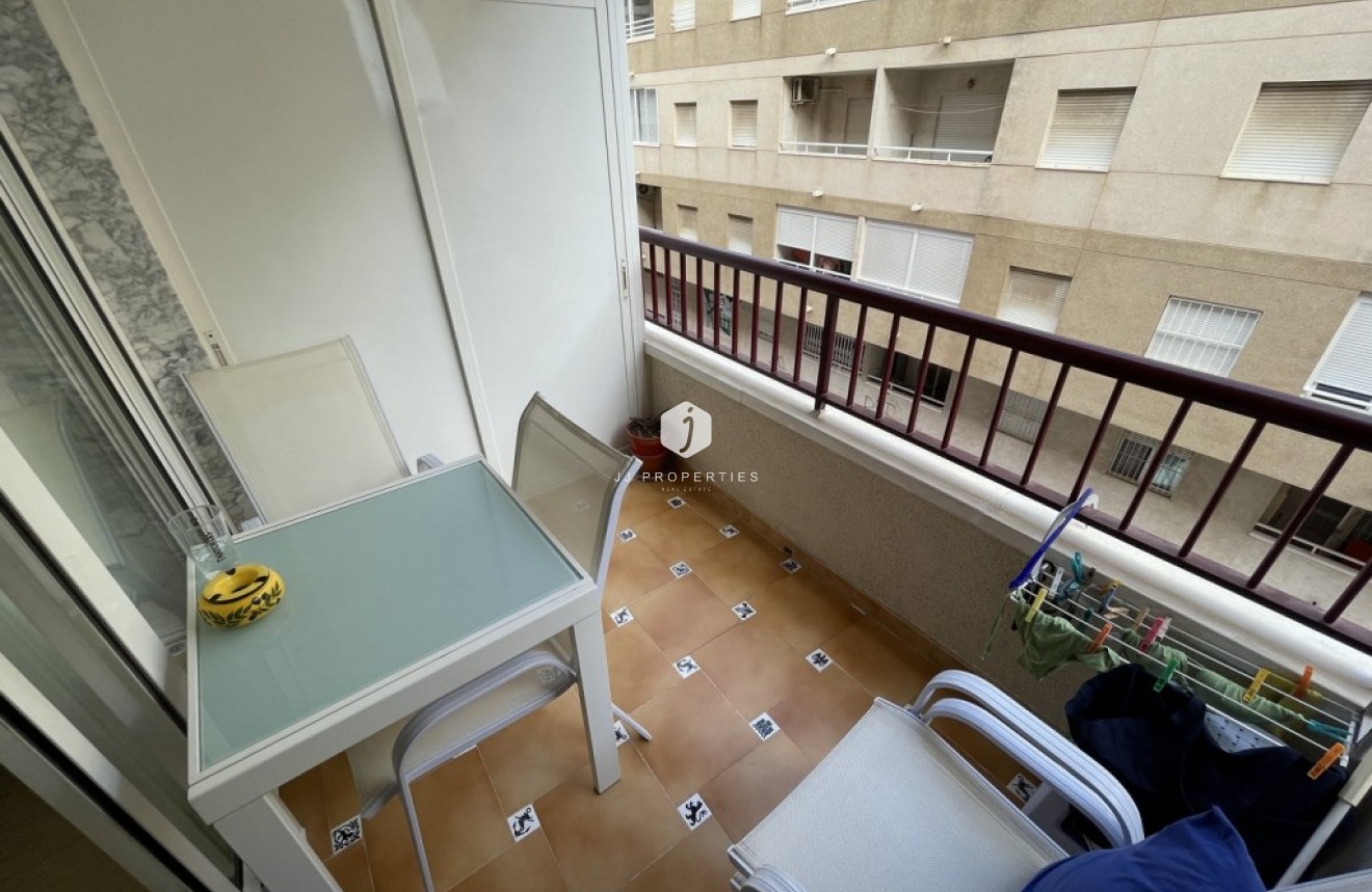 Tweedehands - Appartement / flat -
Torrevieja - Costa Blanca
