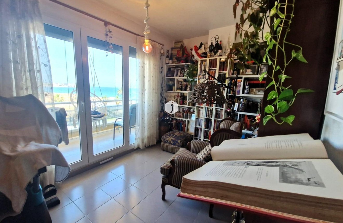 Segunda mano - Apartamento / piso -
Orihuela Costa - Playa Flamenca