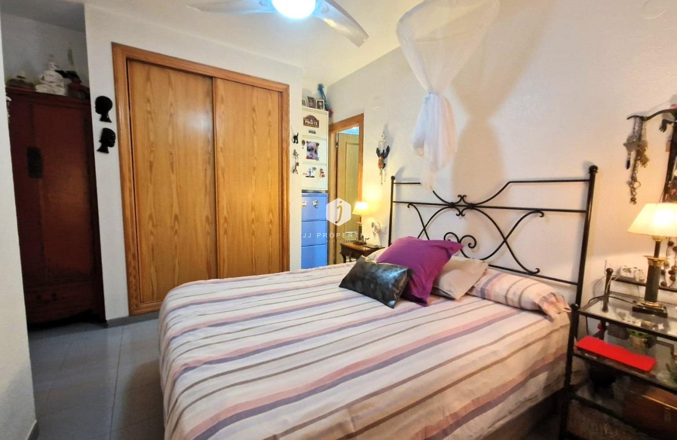 Segunda mano - Apartamento / piso -
Orihuela Costa - Playa Flamenca