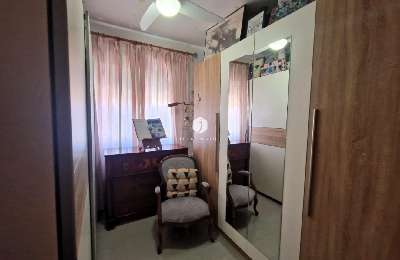 Segunda mano - Apartamento / piso -
Orihuela Costa - Playa Flamenca