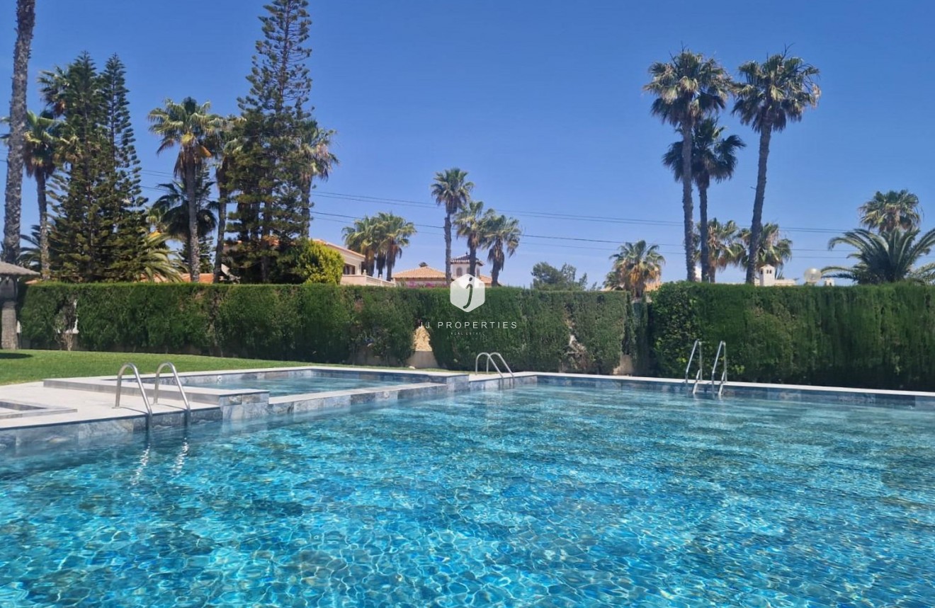 Segunda mano - Apartamento / piso -
Orihuela Costa - Playa Flamenca