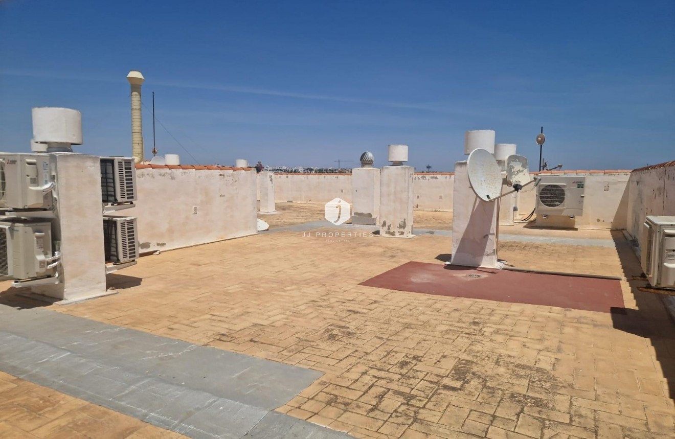 Segunda mano - Apartamento / piso -
Orihuela Costa - Playa Flamenca