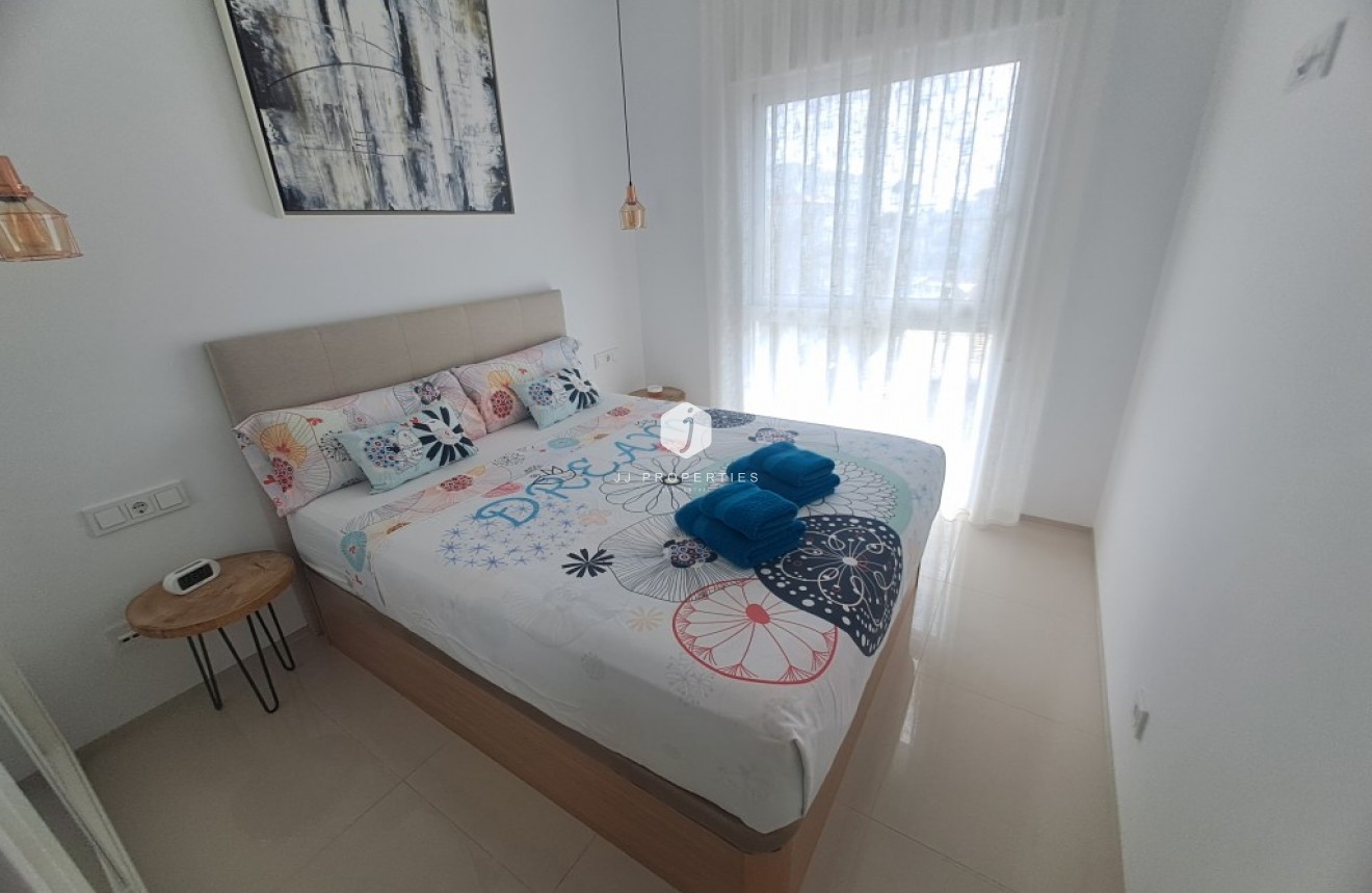 Aus zweiter Hand - Penthouse -
Ciudad Quesada - Costa Blanca
