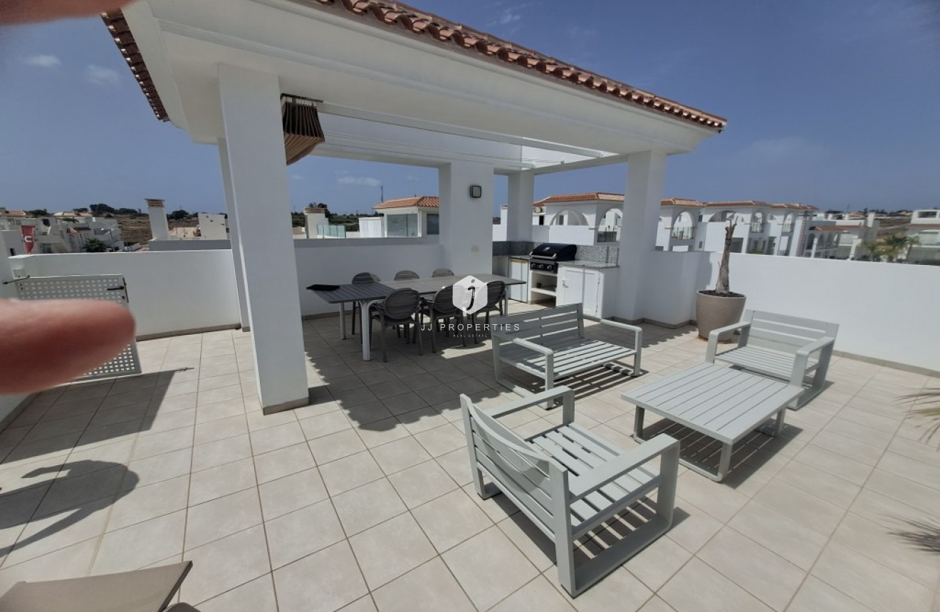 Aus zweiter Hand - Penthouse -
Ciudad Quesada - Costa Blanca