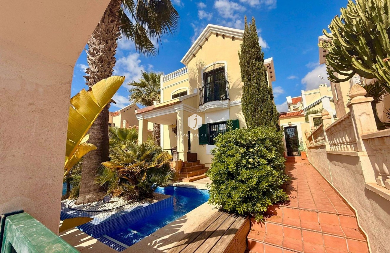 Segunda mano - Villa -
Orihuela Costa - Lomas De Cabo Roig-los Dolses