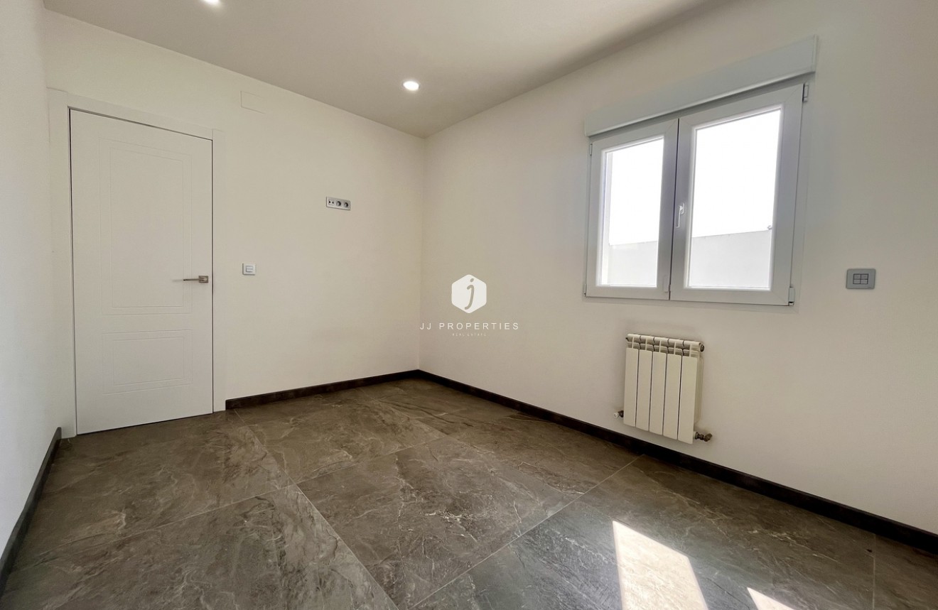 Segunda mano - Villa -
Los Balcones - Costa Blanca