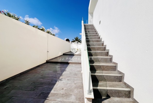 Segunda mano - Villa -
Los Balcones - Costa Blanca