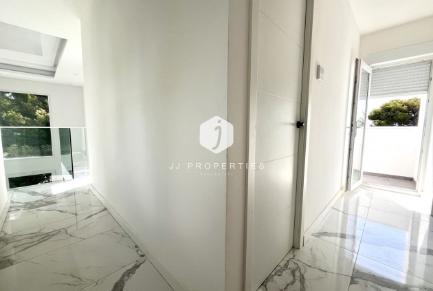 Segunda mano - Villa -
Los Balcones - Costa Blanca