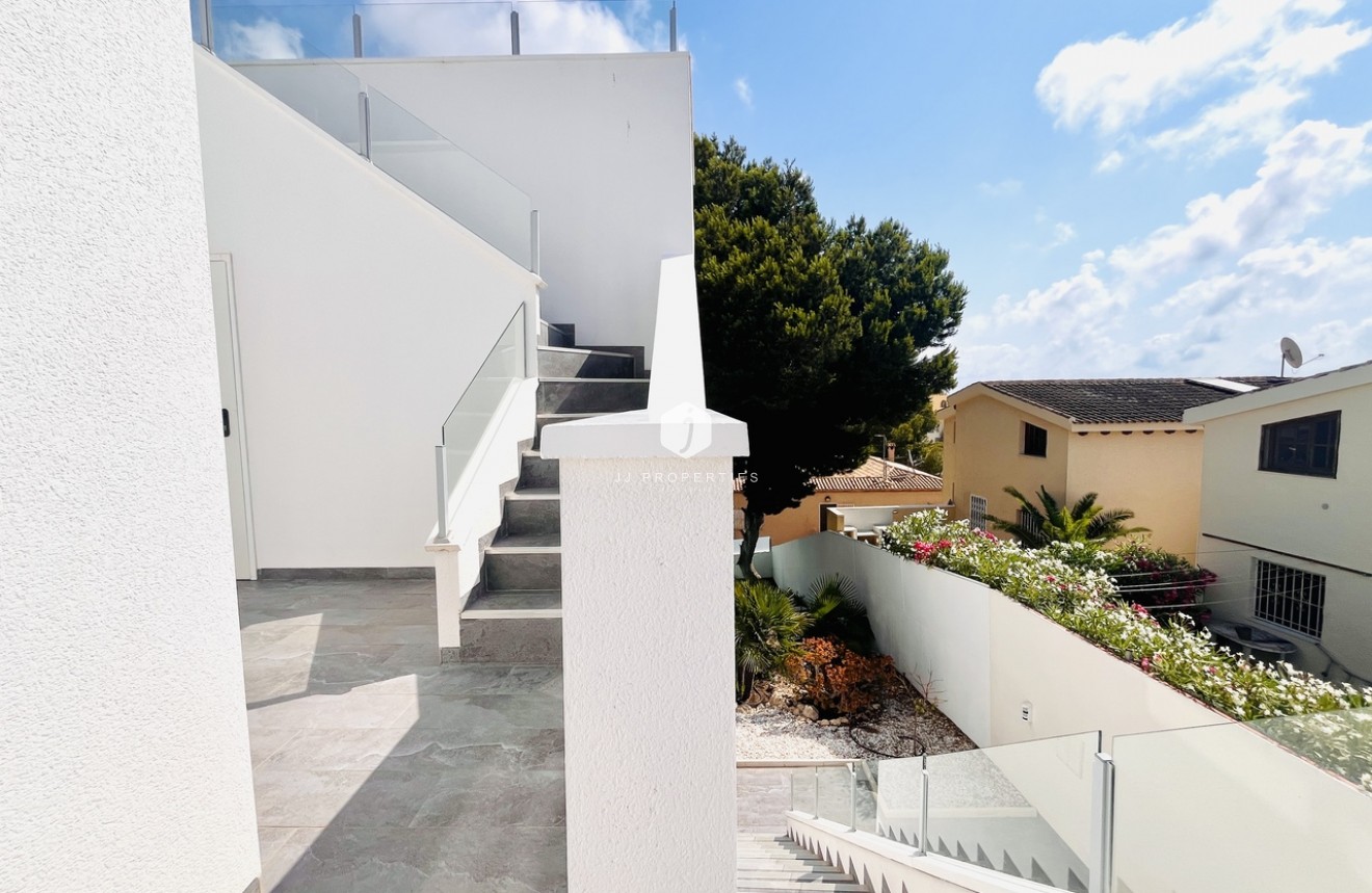 Segunda mano - Villa -
Los Balcones - Costa Blanca