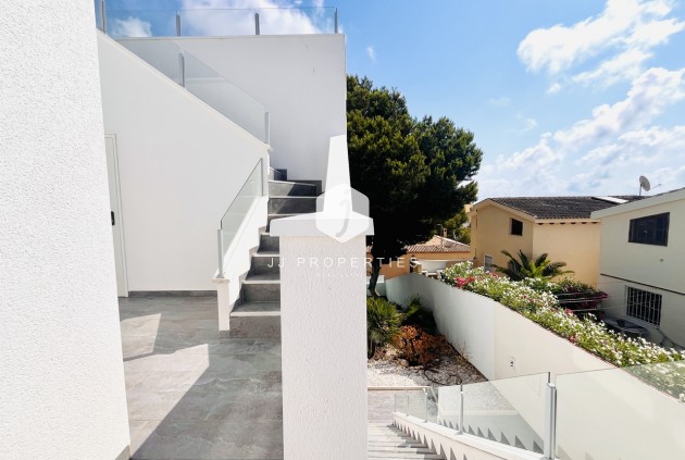 Segunda mano - Villa -
Los Balcones - Costa Blanca