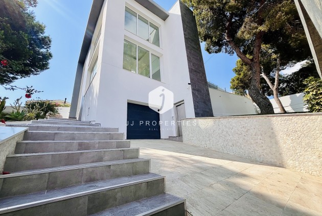 Segunda mano - Villa -
Los Balcones - Costa Blanca