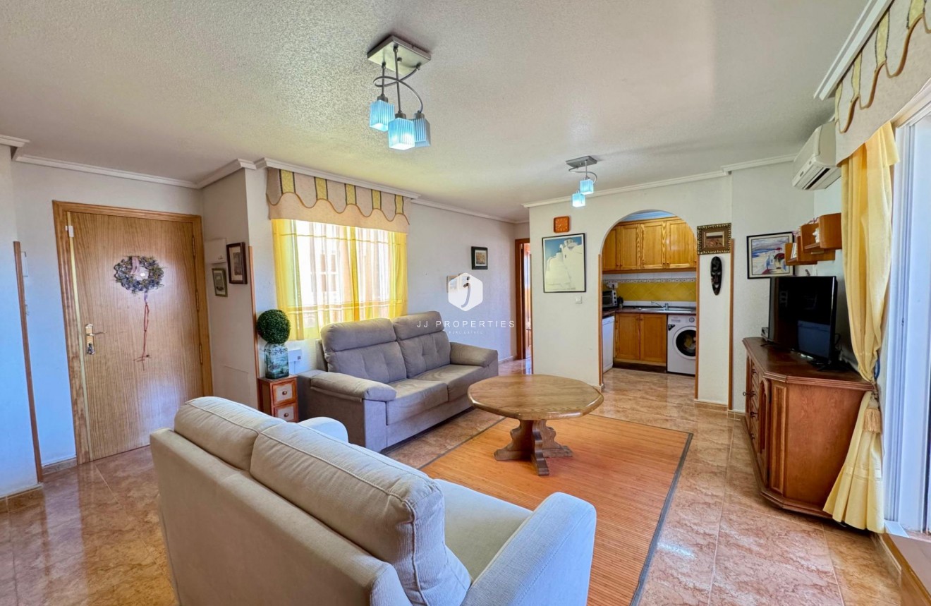 Z drugiej ręki - Daszek -
Torrevieja - Costa Blanca