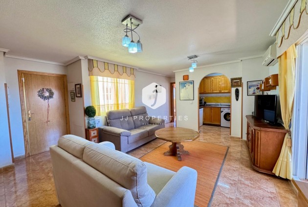 Z drugiej ręki - Daszek -
Torrevieja - Costa Blanca