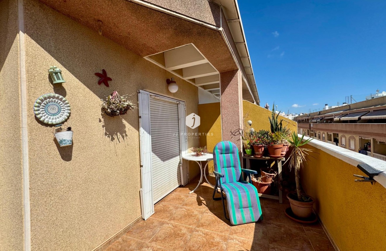 Z drugiej ręki - Daszek -
Torrevieja - Costa Blanca