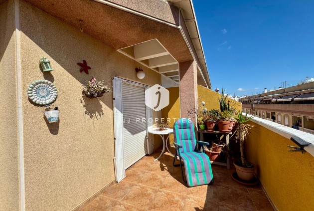 Z drugiej ręki - Daszek -
Torrevieja - Costa Blanca