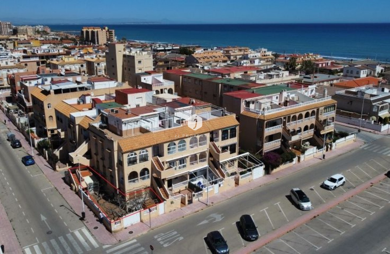 Segunda mano - Bungalow -
Torrevieja - Costa Blanca