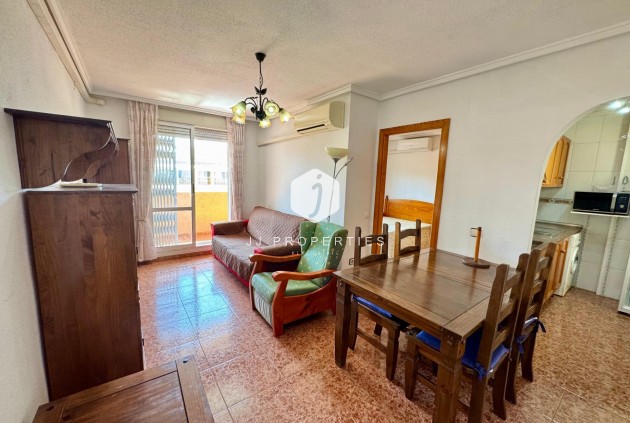 D'occasion - Attique -
Torrevieja - Costa Blanca