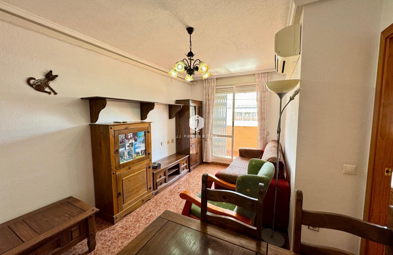 D'occasion - Attique -
Torrevieja - Costa Blanca