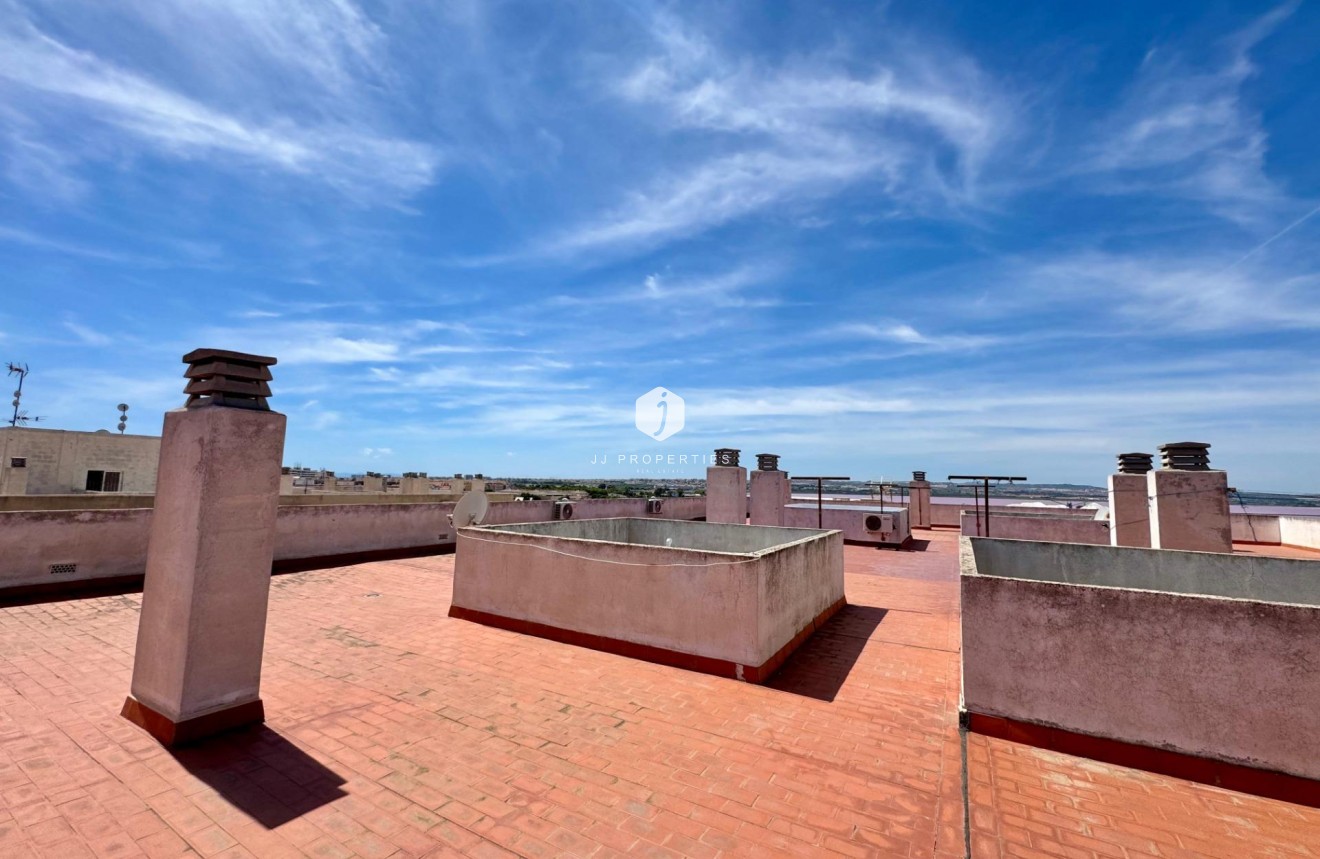 D'occasion - Attique -
Torrevieja - Costa Blanca