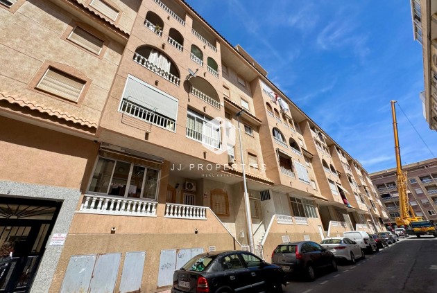 D'occasion - Attique -
Torrevieja - Costa Blanca