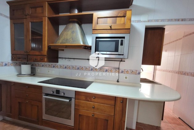 Tweedehands - Bungalow -
Torrevieja - Playa de los Locos