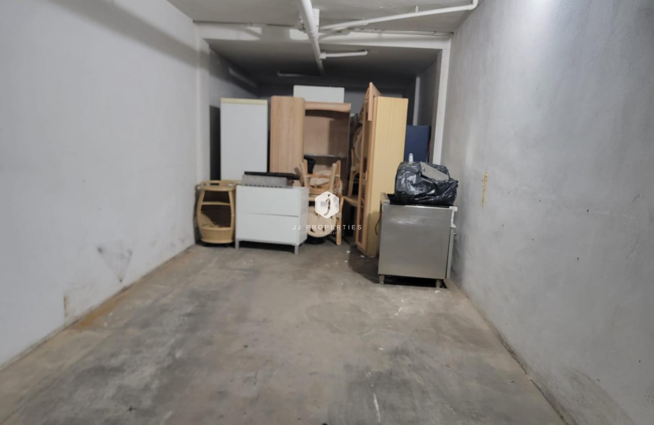 Tweedehands - Bungalow -
Torrevieja - Playa de los Locos