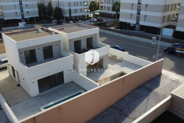 Segunda mano - Villa -
Orihuela Costa - Costa Blanca