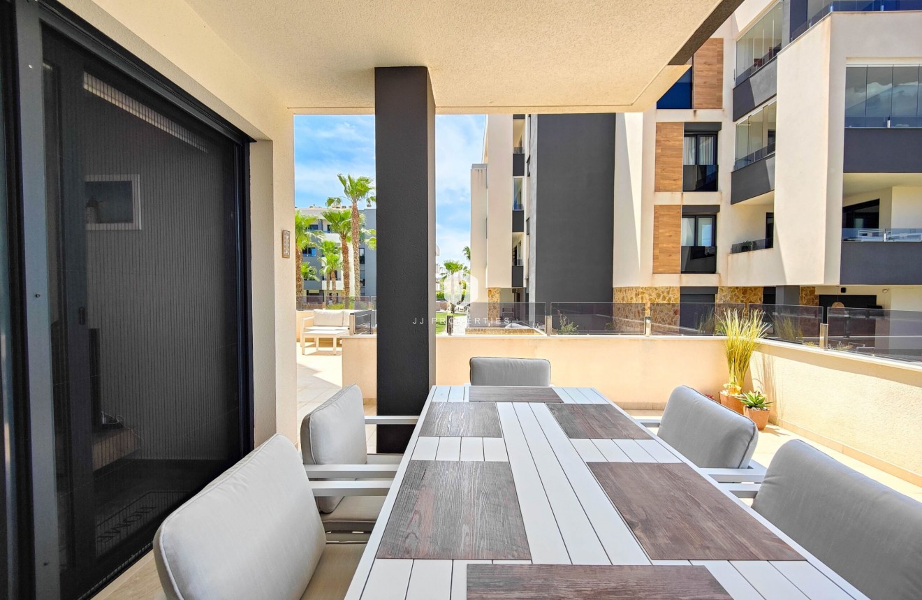 Segunda mano - Apartamento / piso -
Orihuela Costa - Costa Blanca