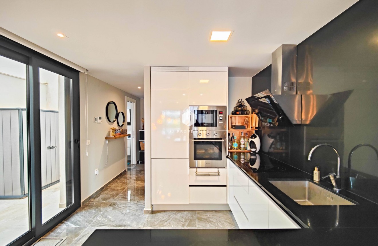 Segunda mano - Apartamento / piso -
Orihuela Costa - Costa Blanca