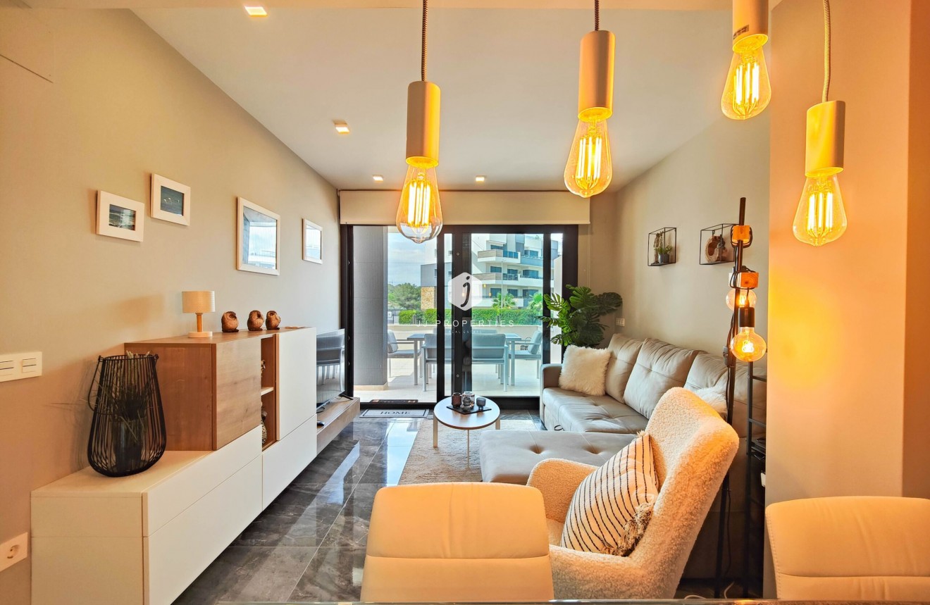 Segunda mano - Apartamento / piso -
Orihuela Costa - Costa Blanca