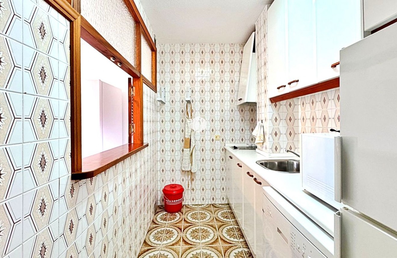 Tweedehands - Appartement / flat -
Torrevieja - Costa Blanca