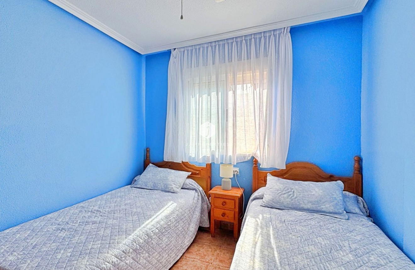 Tweedehands - Chalet -
Orihuela Costa - Costa Blanca