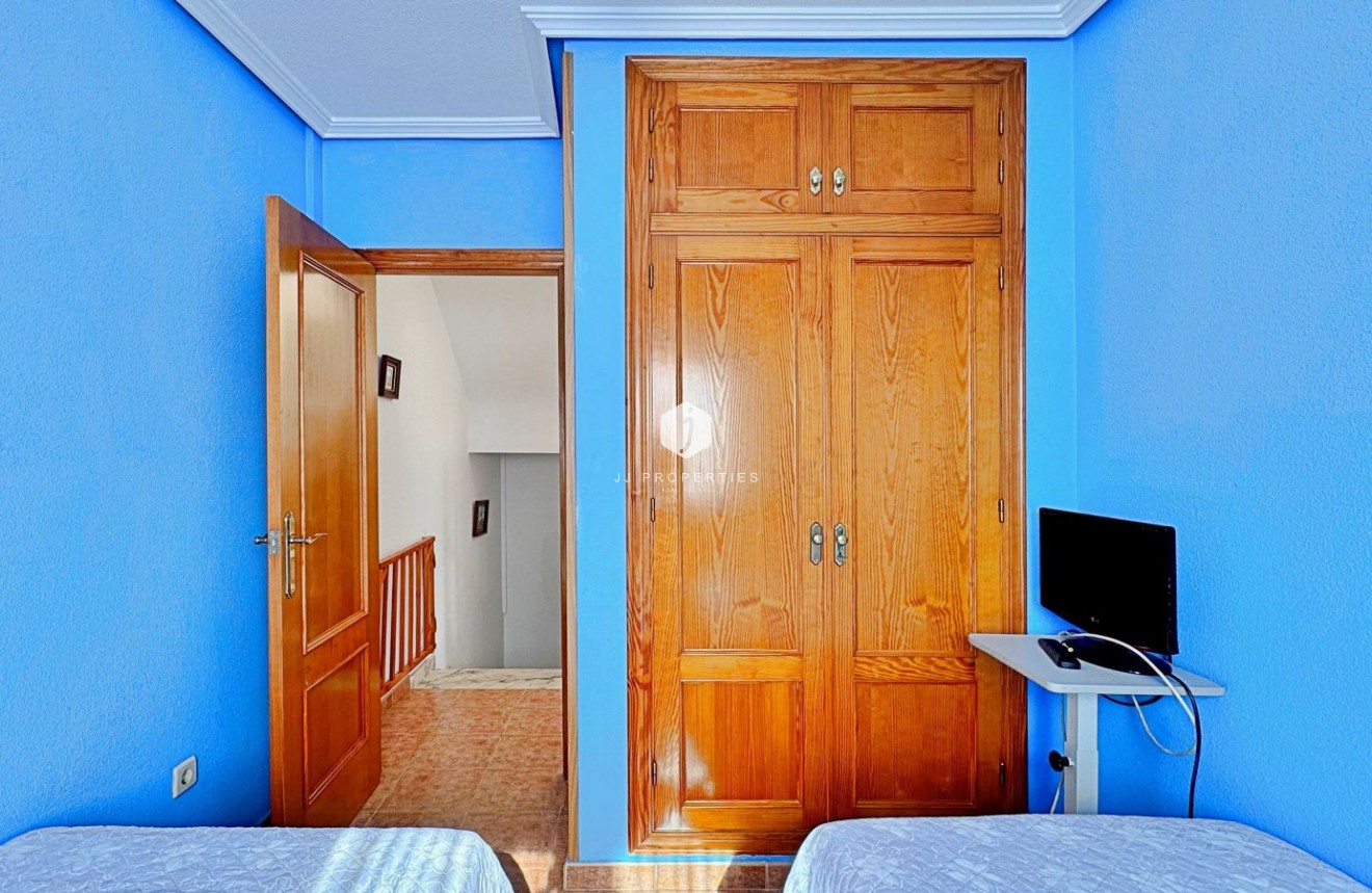 Tweedehands - Chalet -
Orihuela Costa - Costa Blanca