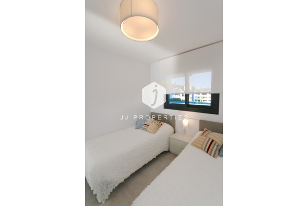 Segunda mano - Apartamento / piso -
Playa Flamenca - Costa Blanca