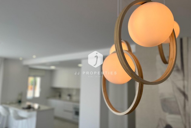 D'occasion - Appartement -
Torrevieja - aguas nuevas