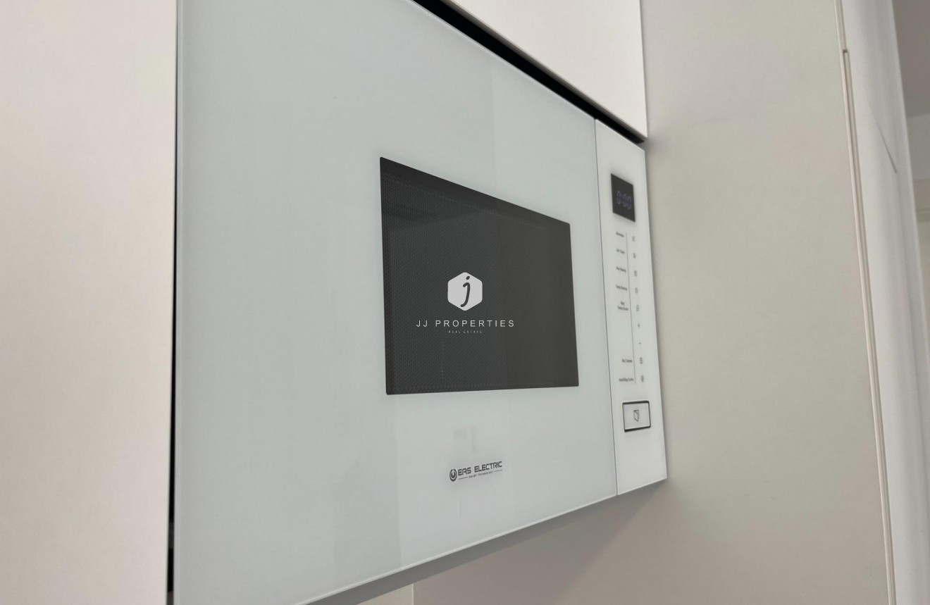 D'occasion - Appartement -
Torrevieja - aguas nuevas