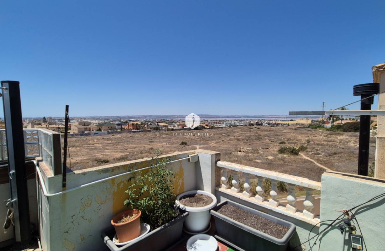 Tweedehands - Chalet -
Torrevieja - Costa Blanca