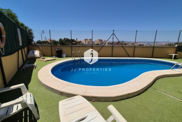 Tweedehands - Chalet -
Torrevieja - Costa Blanca