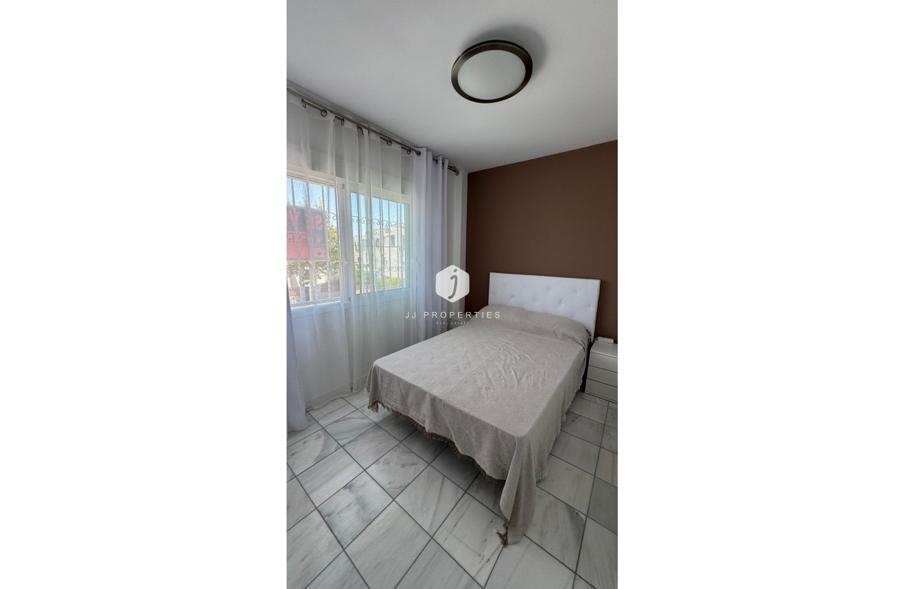 Segunda mano - Chalet -
Torrevieja - Costa Blanca