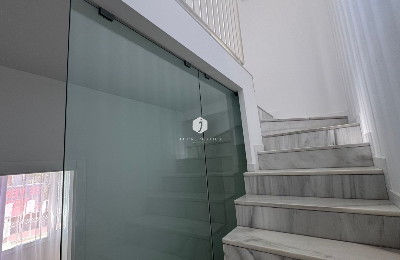 Segunda mano - Chalet -
Torrevieja - Costa Blanca