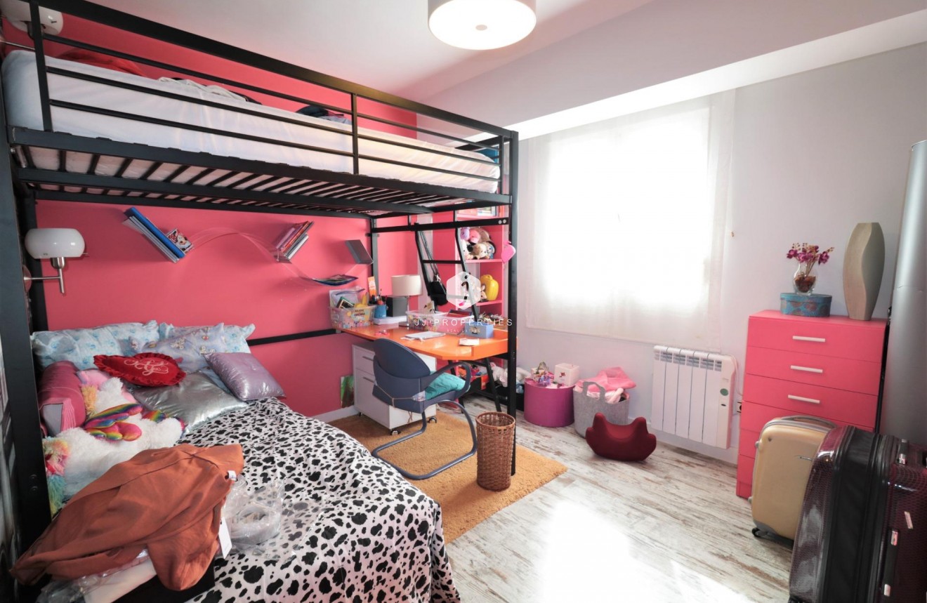 Tweedehands - Penthouse -
Torrevieja - Playa de los Naufragos