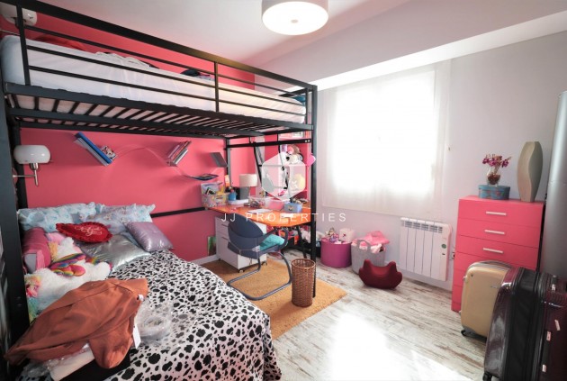 Tweedehands - Penthouse -
Torrevieja - Playa de los Naufragos