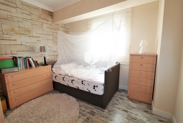 Tweedehands - Penthouse -
Torrevieja - Playa de los Naufragos