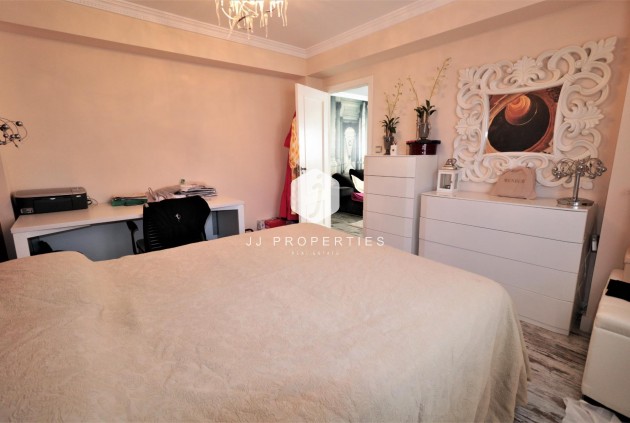 Tweedehands - Penthouse -
Torrevieja - Playa de los Naufragos