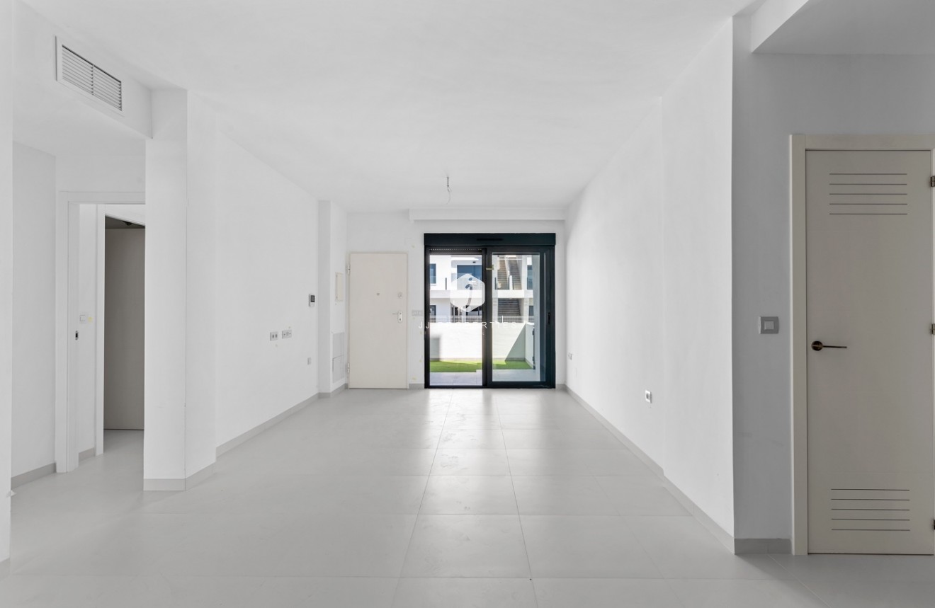 Segunda mano - Apartamento / piso -
San Miguel de Salinas - Inland