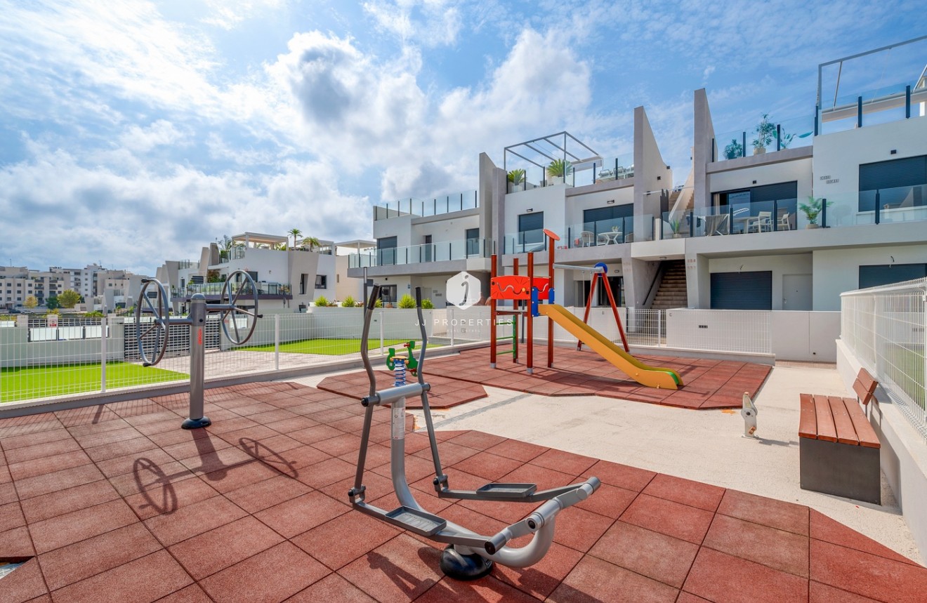 Segunda mano - Apartamento / piso -
San Miguel de Salinas - Inland