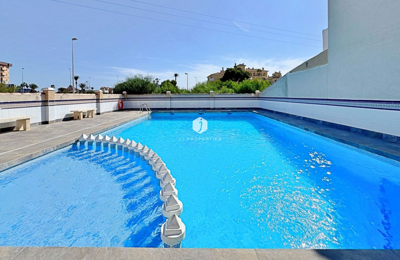 Segunda mano - Apartamento / piso -
Orihuela Costa - Costa Blanca