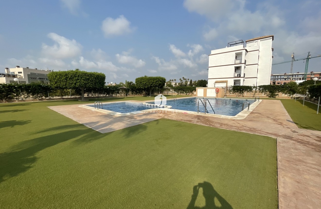 Segunda mano - Ático -
Punta Prima - Costa Blanca