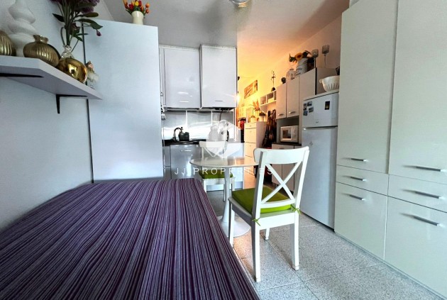 Segunda mano - Apartamento / piso -
Torrevieja - El molino