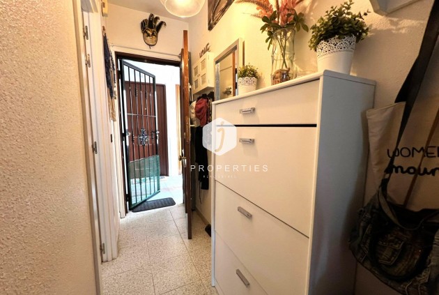 Segunda mano - Apartamento / piso -
Torrevieja - El molino